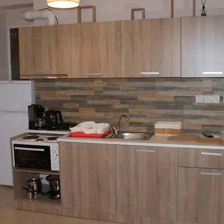 The Victoria Square Apartament *